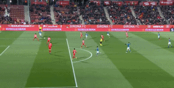 半场：奥格斯堡2-0勒沃库森，吉安努利斯传射，安东-卡德破门