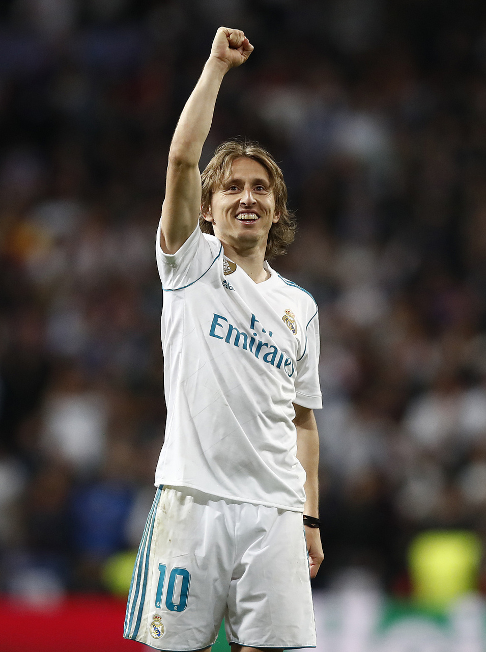 率队晋级美职联1／4决赛后，梅西现场观看儿子训练