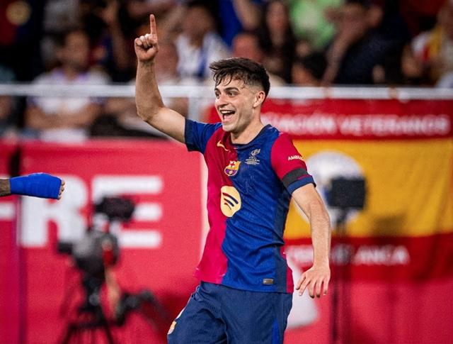 梅西谈布斯克茨和阿尔巴：以夺冠的方式退役非常美好