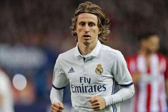 皇马未来之星再次闪耀伯纳乌