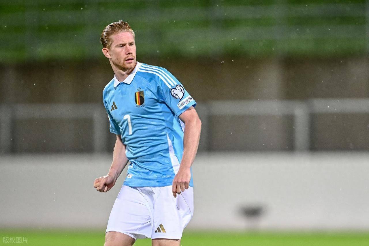 中场核心精准长传，多次制造射门机会