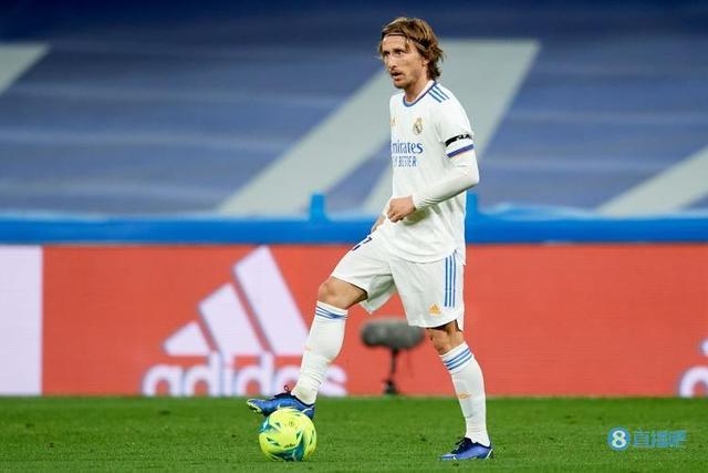 海牛1-0三镇送亚泰降级，兰克尔-泽制胜球，陈哲超进球被吹